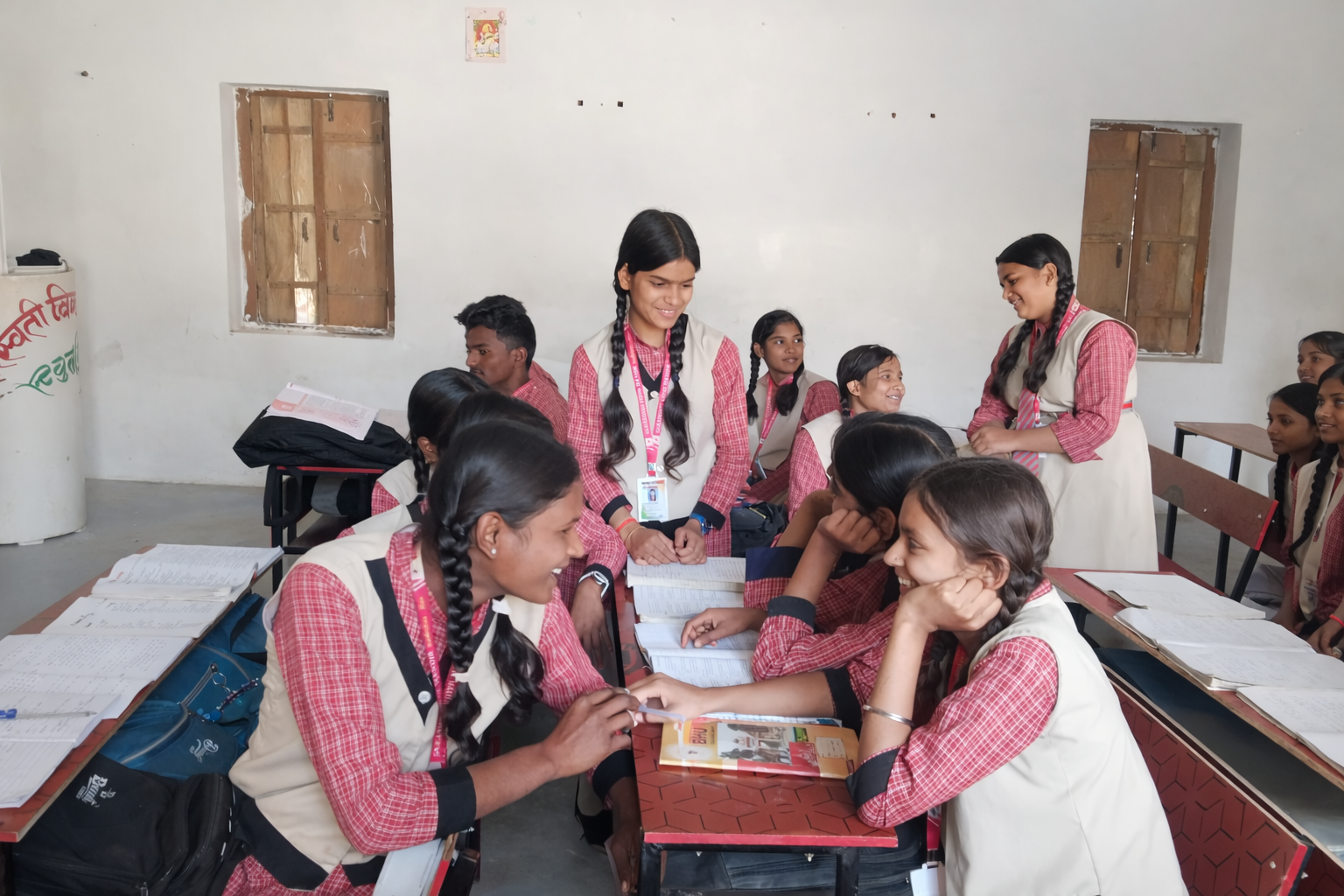 services-03 happy girls